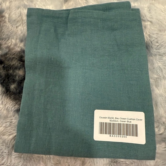 Linge Particulier
Made in France 100% Linen Cushion
$95.00 - Picture 4 of 7